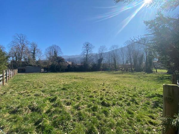 A 10 mn de THONON Villa T4 81 m² jardin 695 m²  calme et vue dégagée montagne ( 74200)