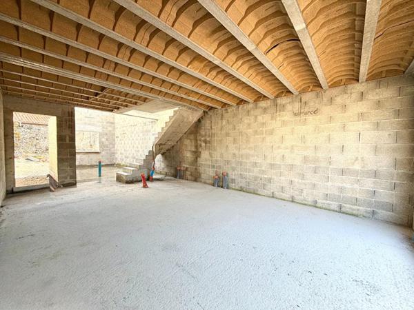 A 10 mn de THONON Villa T4 81 m² jardin 695 m²  calme et vue dégagée montagne ( 74200)
