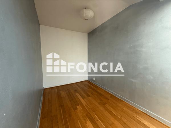 Location Appartement 3 pièces 81.36 m² - 19-21 RUE DE LA REPUBLIQUE Charleville-mezieres 08000