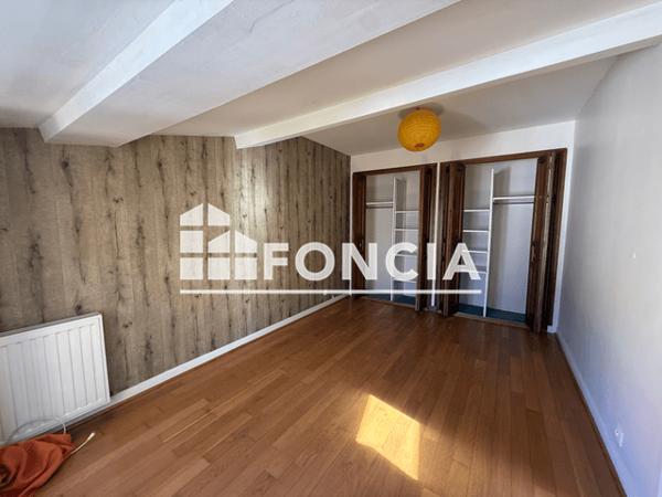Location Appartement 3 pièces 81.36 m² - 19-21 RUE DE LA REPUBLIQUE Charleville-mezieres 08000