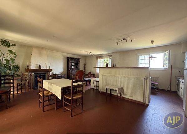 Maison à vendre Pons - 5 pièces, 141m² avec 4 chambre(s) à 202 635€ - AJP Immobilier Pons