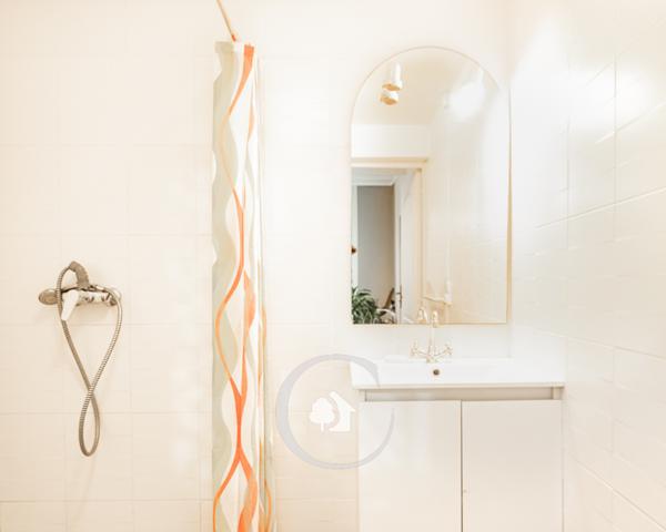 Saint-Germain-du-Puch (33750) Bâtisse de 260m² - 6 chambres - Parc arboré