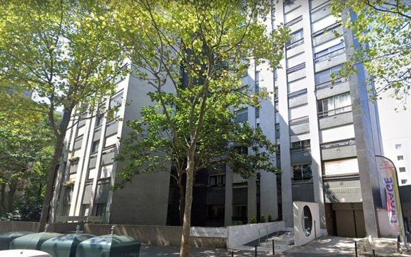 Stationnement à vendre    12 m2 Paris 19