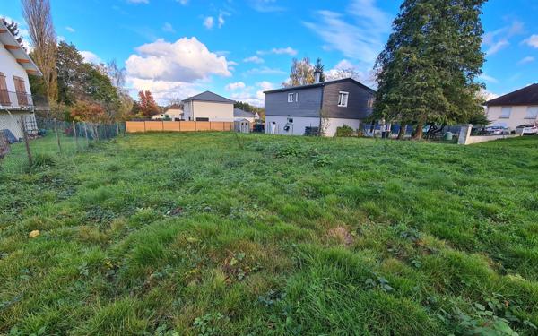 Terrain à vendre    Cunelières