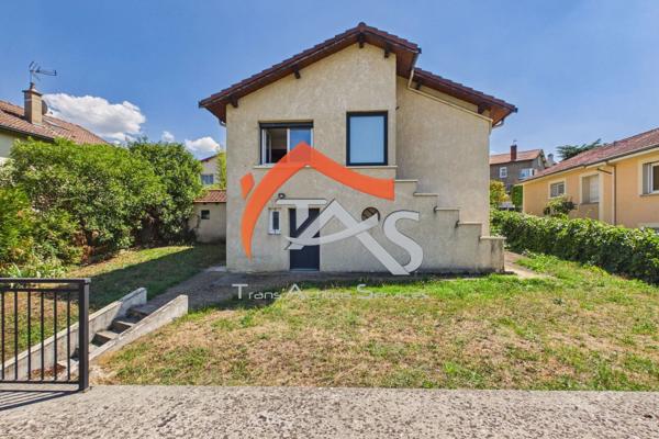 Vente                                                      Maison
                        
                     6 pièces                      147 m2                     à Saint-Chamond