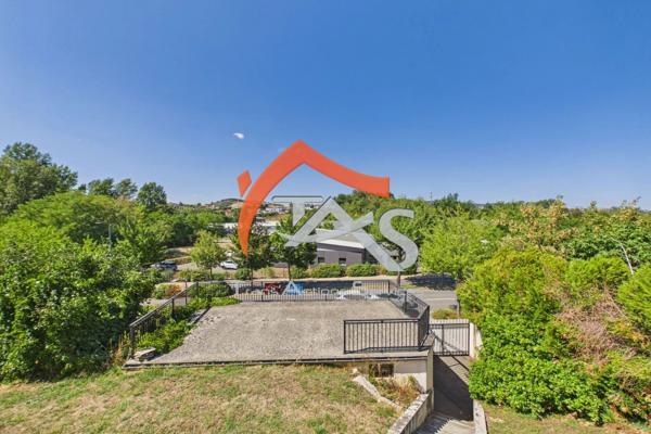 Vente                                                      Maison
                        
                     6 pièces                      147 m2                     à Saint-Chamond