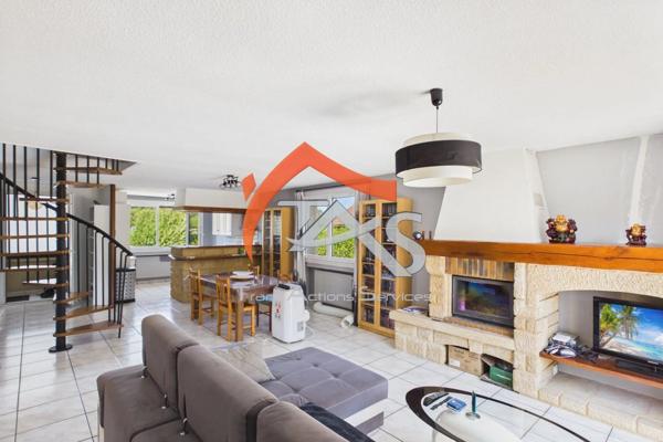 Vente                                                      Maison
                        
                     6 pièces                      147 m2                     à Saint-Chamond