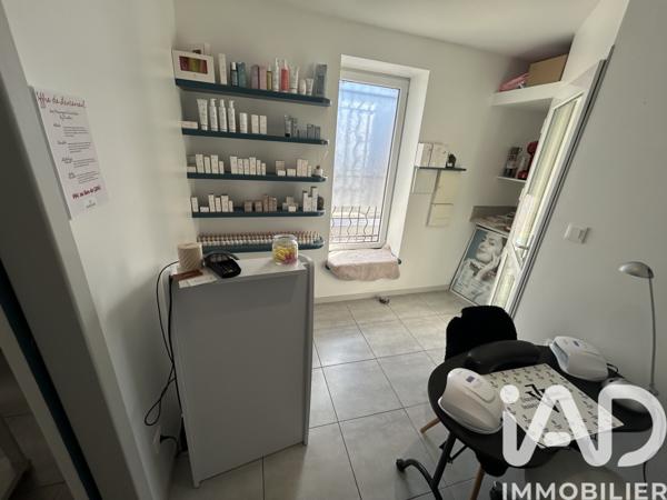 Esthétique, Coiffure​ à vendre 37 m² Vendres