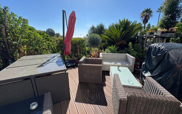 Maison à vendre    6 pièces • 130,26 m2 Cagnes-sur-Mer
