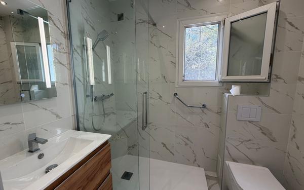 Maison à vendre    6 pièces • 130,26 m2 Cagnes-sur-Mer