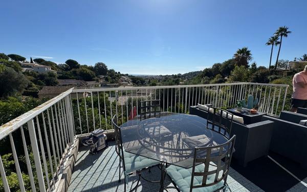 Maison à vendre    6 pièces • 130,26 m2 Cagnes-sur-Mer