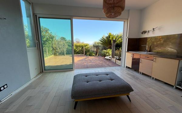 Maison à vendre    6 pièces • 130,26 m2 Cagnes-sur-Mer