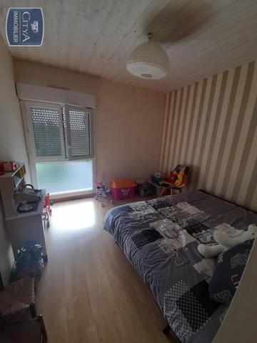 Appartement à louer 3 pièces 67.7m²