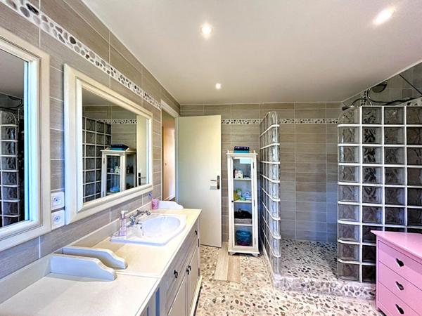 Maison Familiale d'Exception à Igny ! 182 m² de Lumière, Calme et Nature !