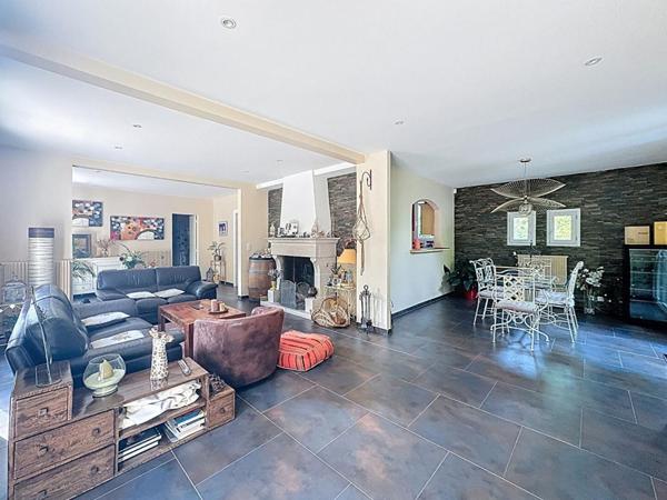 Maison Familiale d'Exception à Igny ! 182 m² de Lumière, Calme et Nature !