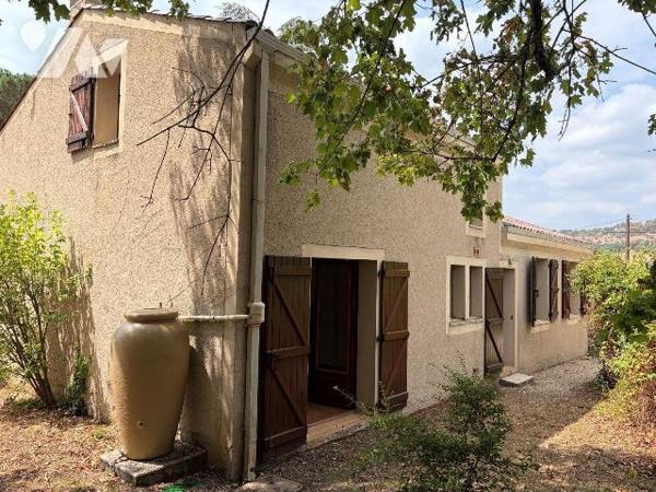 A VENDRE - A Cajarc (Lot - 46160) - Idéalement placée, au calme, à 5 minutes à pieds du bourg d...