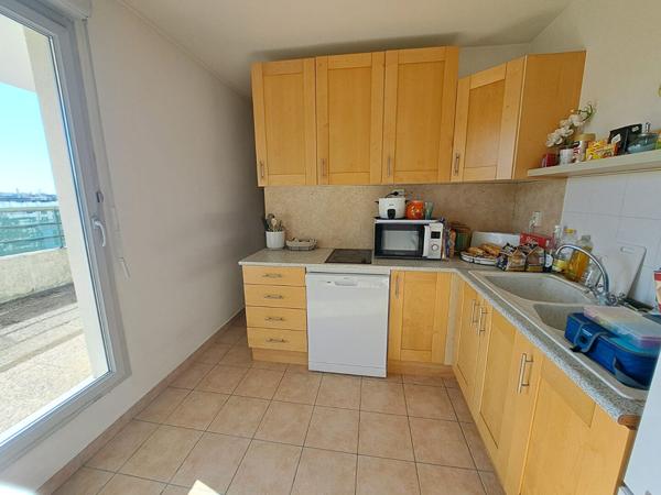 Appartement 3 chambres - toit terrasse en bord de seine à Mantes-la-jolie