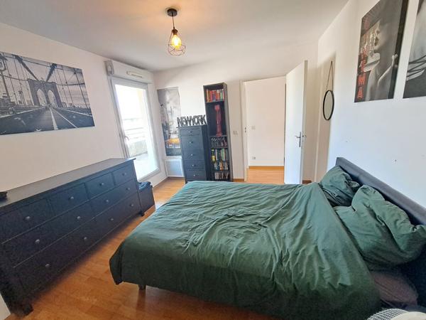 Appartement 3 chambres - toit terrasse en bord de seine à Mantes-la-jolie