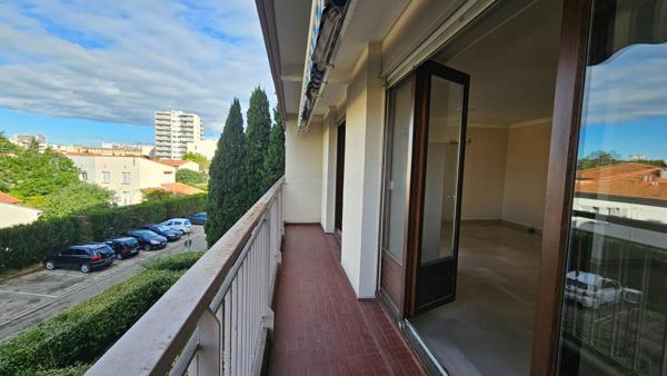 Appartement Nimes 4 pièce(s) 95.28 m2