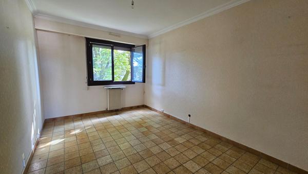 Appartement Nimes 4 pièce(s) 95.28 m2