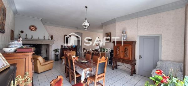 Ensemble immobilier avec 2 maisons et dépendances