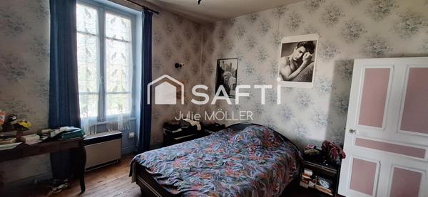 Ensemble immobilier avec 2 maisons et dépendances