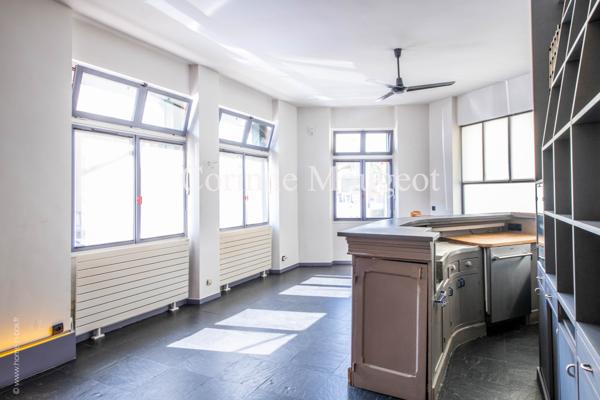 Arcueil (94110) Appartement atypique avec un cachet unique et un souplex aménageable