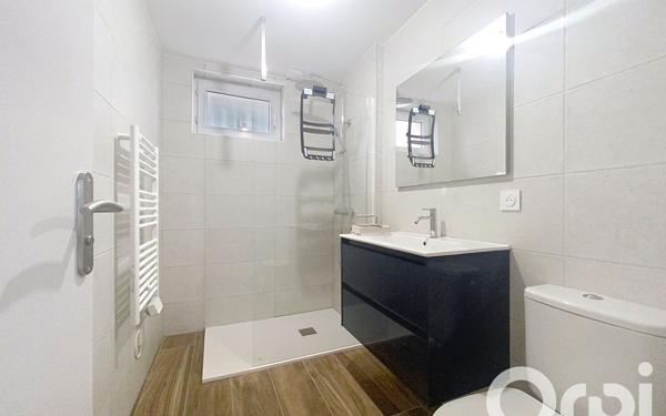 Appartement à louer    2 pièces • 54 m2 Saleilles