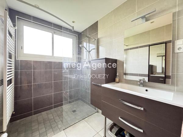 Maison à YZERNAY, 49360 - 5 pièces 117m²