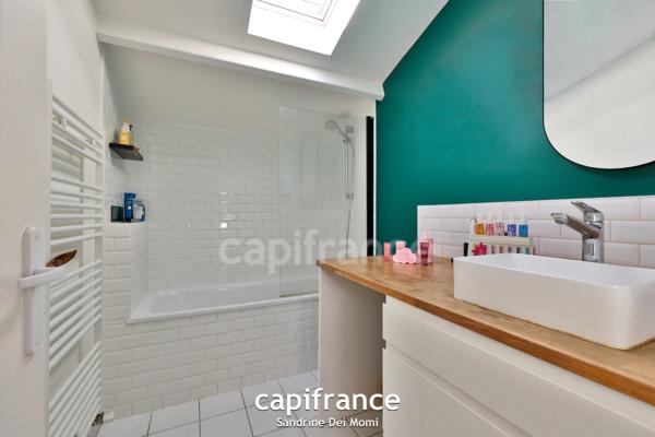 SAINT DIDIER AU MONT D'OR - Appartement T4 duplex avec terrasse et 2 stationnements