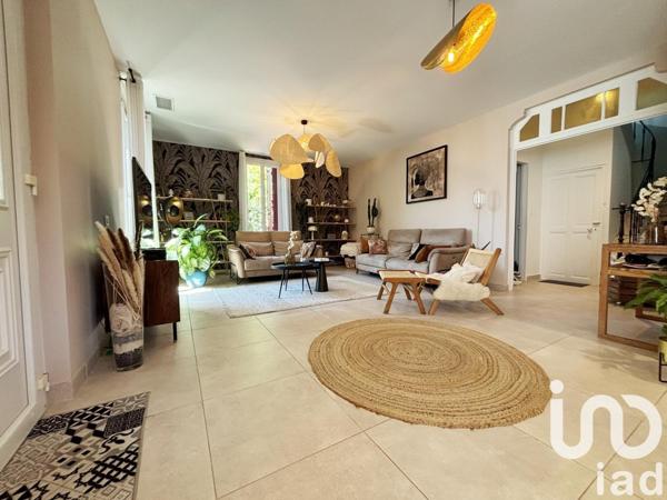 Maison à vendre 6 pièces 170 m² Villeneuve-lès-Avignon