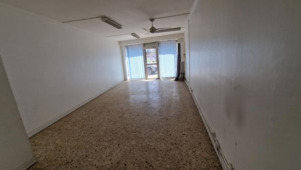 Ensemble d'un local et d'un appartement en Hyper Centre, proche Place Gambetta !