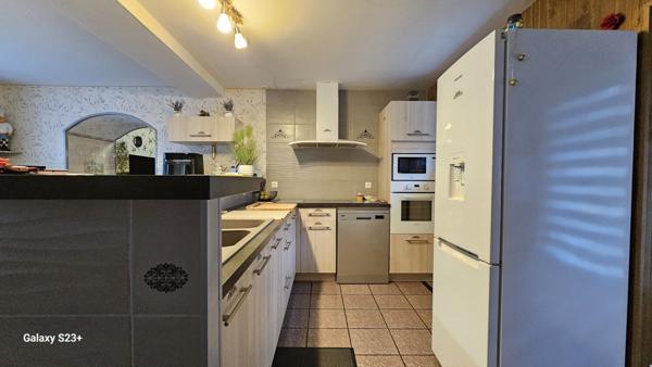 Maison - 5 pièces - 121 m²