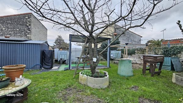 Maison - 5 pièces - 121 m²