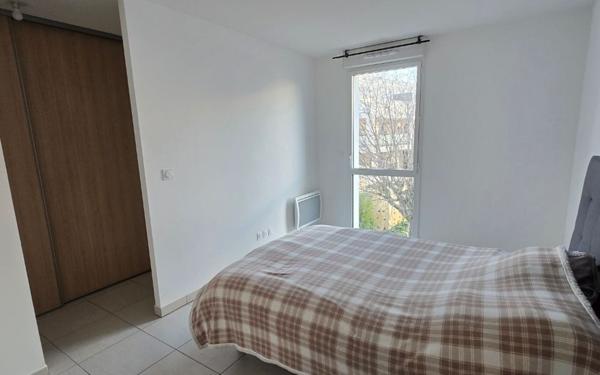 Appartement à louer    3 pièces • 69 m2 Nîmes