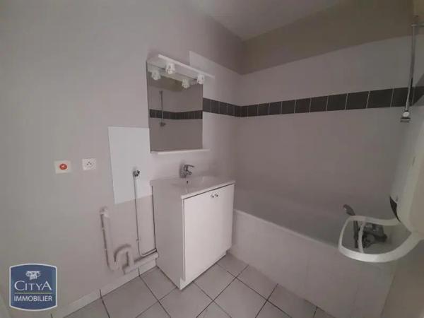 Appartement à louer 3 pièces 59.72m² Le Mans (72000)