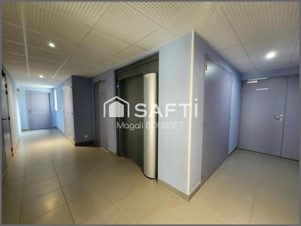 Appartement T2 de 39,37m² en rez de chaussée, dans une résidence sécurisée, à proximité de toutes commodités.