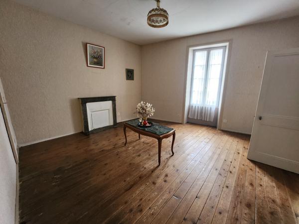 Luçon (85400) Maison de ville en pierre