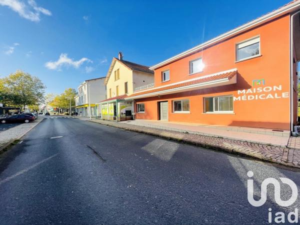 Appartement 5 pièces de 135 m² à Les Ancizes-Comps (63770)