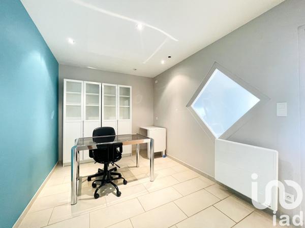 Appartement 5 pièces de 135 m² à Les Ancizes-Comps (63770)