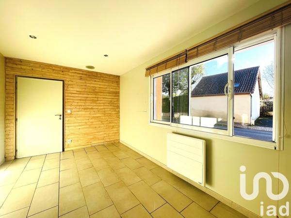 Appartement 5 pièces de 135 m² à Les Ancizes-Comps (63770)