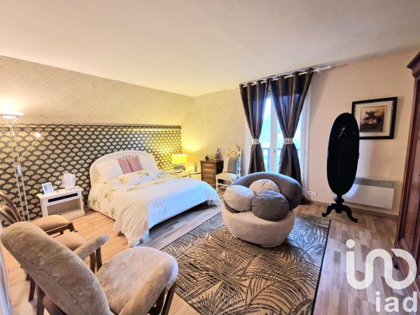 Maison à vendre 7 pièces 182 m² Forges-les-Eaux