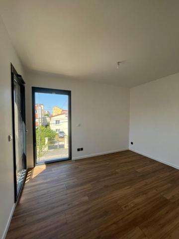 Maison Montreuil 4 pièce(s) 98.9 m2