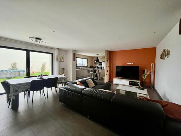 Maison contemporaine 5 chambres - 165m² - Trangé -DPE A