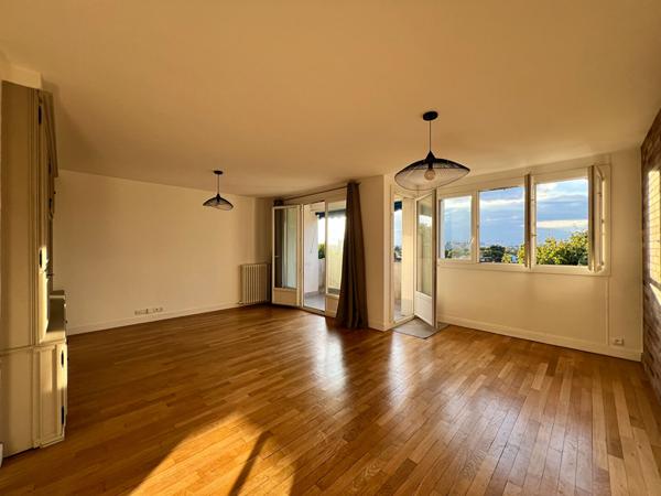 Appartement 4 pièces dernier étage 94210 Saint Maur des Fossés