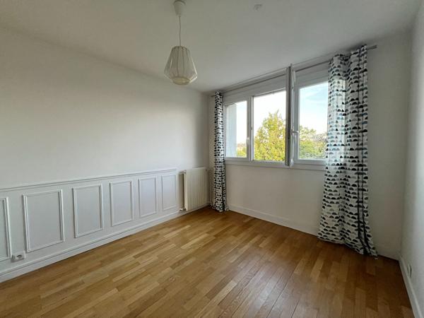 Appartement 4 pièces dernier étage 94210 Saint Maur des Fossés