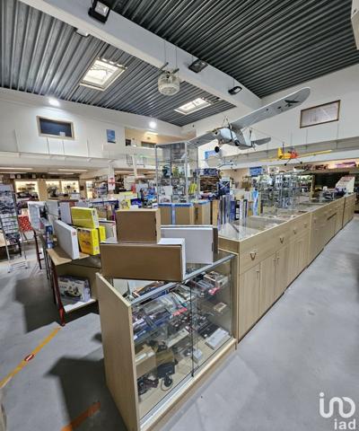 Murs commerciaux  à vendre 471 m² Eslettes
