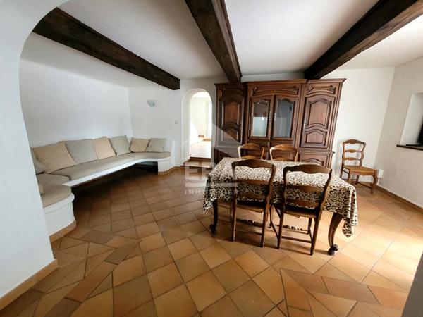 Maison meublée Les Pennes Mirabeau 8 pièce(s) 253.6 m2