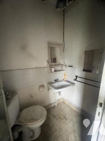 Maison de bourg de 33m² à rénover