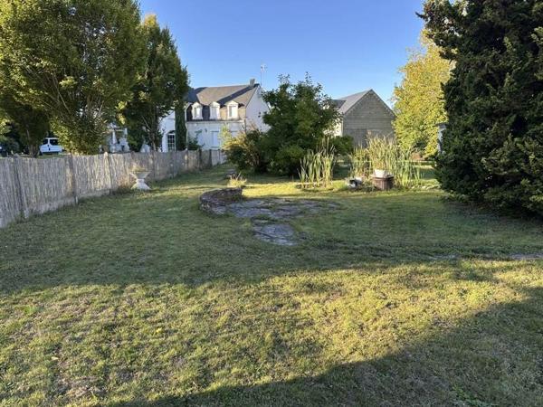 Terrain à vendre |  Saint-Denis-en-Val |  333 m²